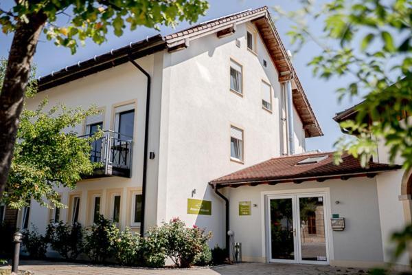 Hotel Donau-Ries Mertingen Kültér fotó